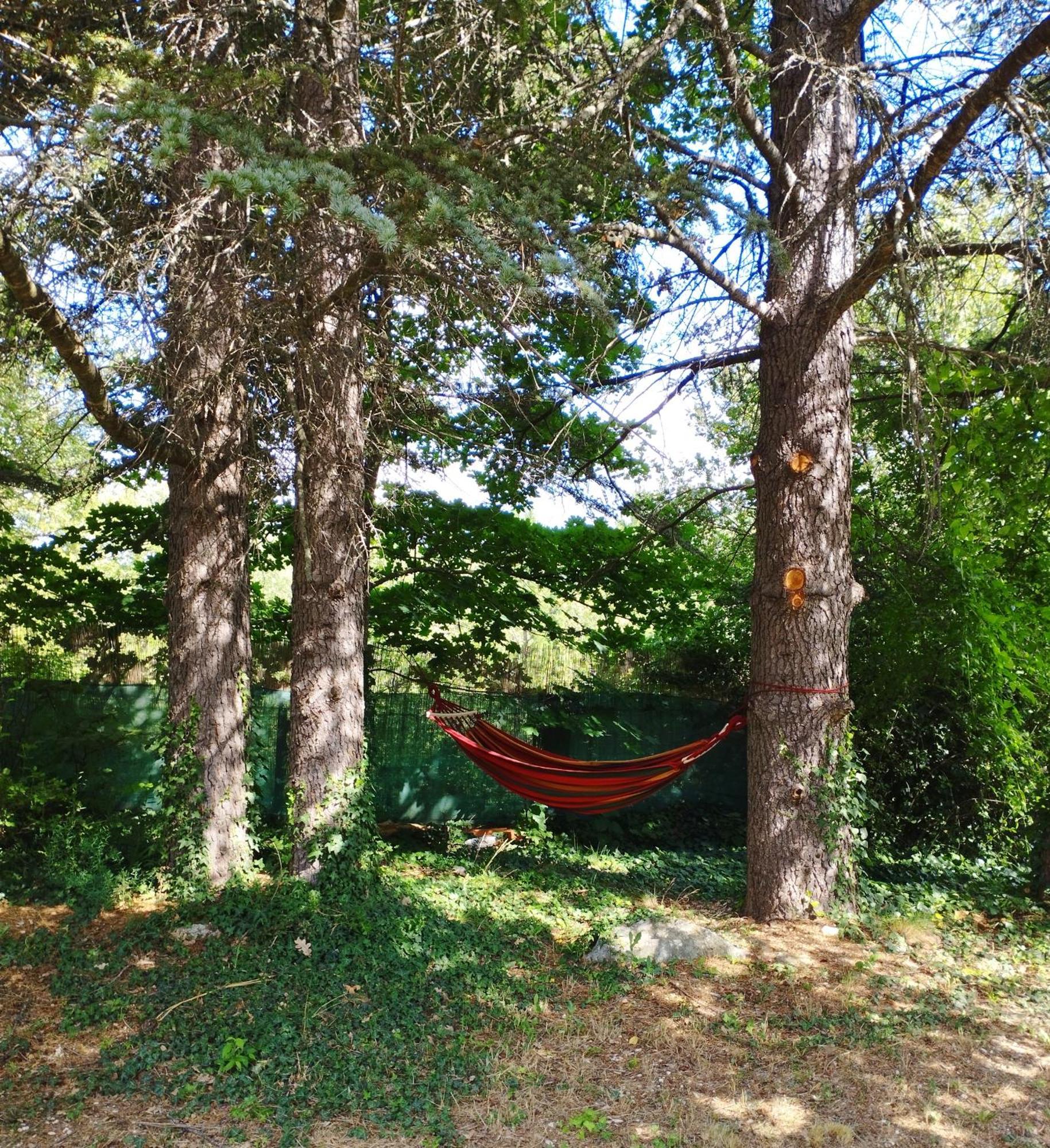 Vila Le Petit Paradis Saint-Martin-de-Castillon Exteriér fotografie